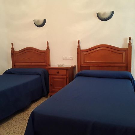Hostal Miguel Calahonda Eksteriør billede