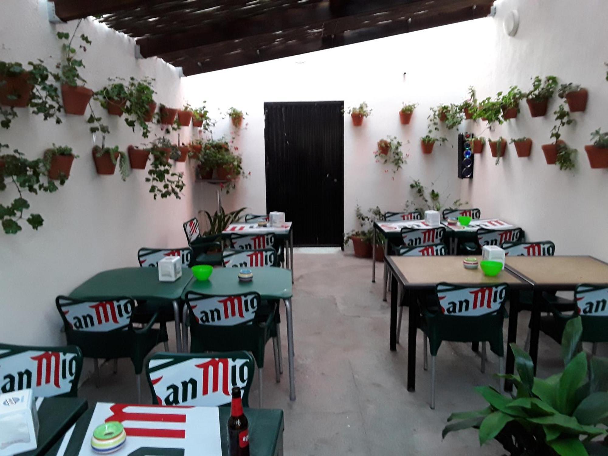 Hostal Miguel Calahonda Eksteriør billede
